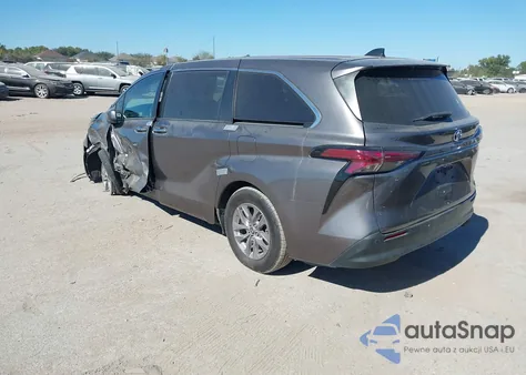 2022 Toyota Sienna Xle z USA, uszkodzony, nr VIN 5TDYRKEC5NS118749
